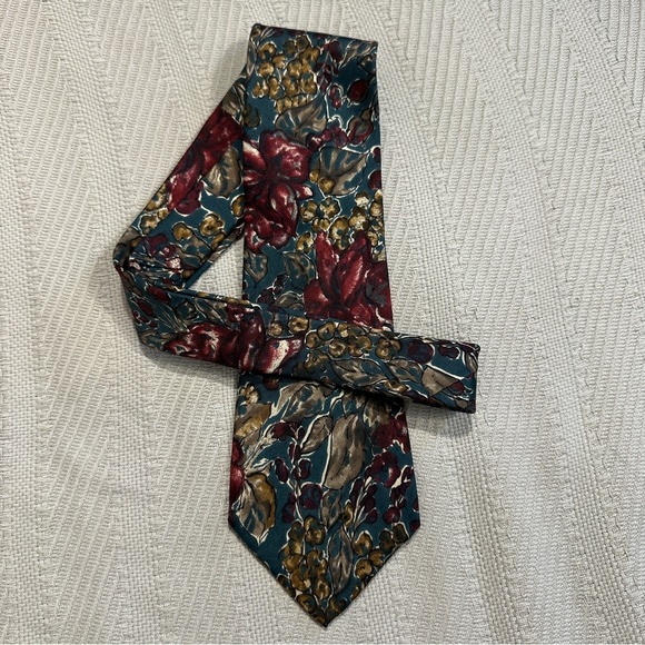 Bugatti 100% silk necktie, teal with red/brown florals, watercolor look - Picture 1 of 8